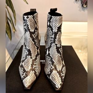 KENNETH COLE NEW YORK Women’s grey snake West Side Boho Cowgirl Booties